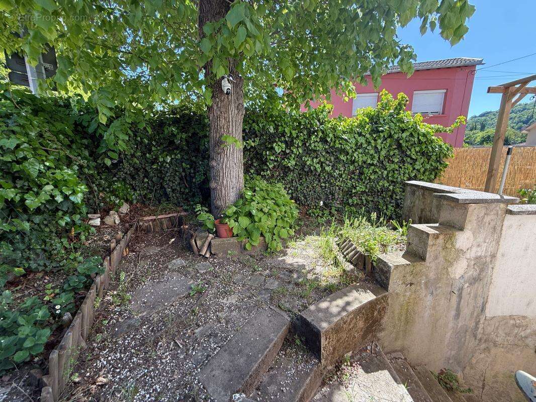 Maison à ROCHETAILLEE-SUR-SAONE