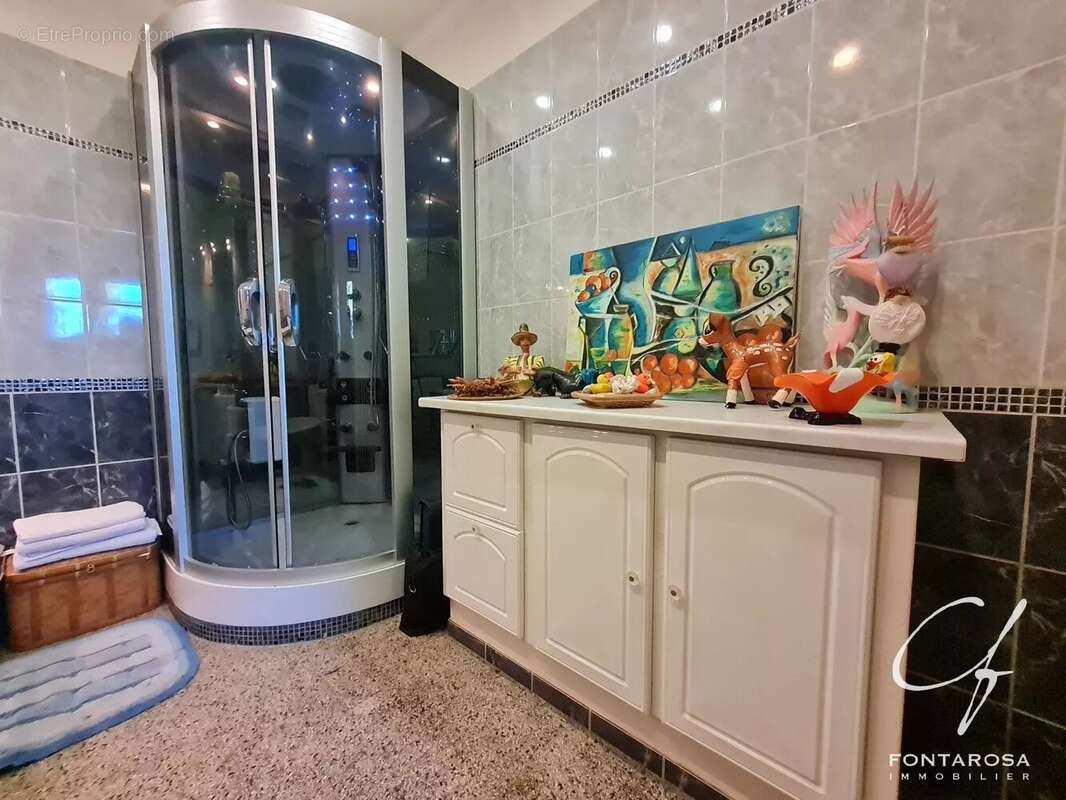 Maison à SAINT-RAPHAEL