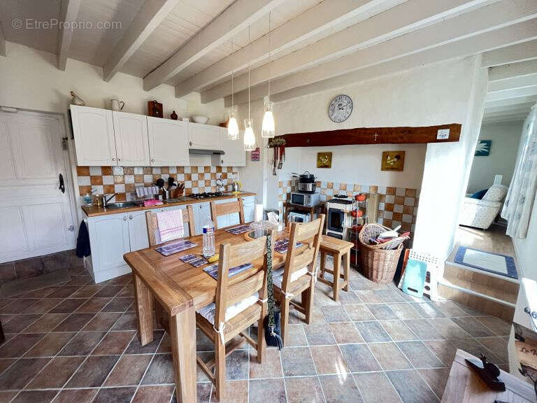Maison à LEBIEZ