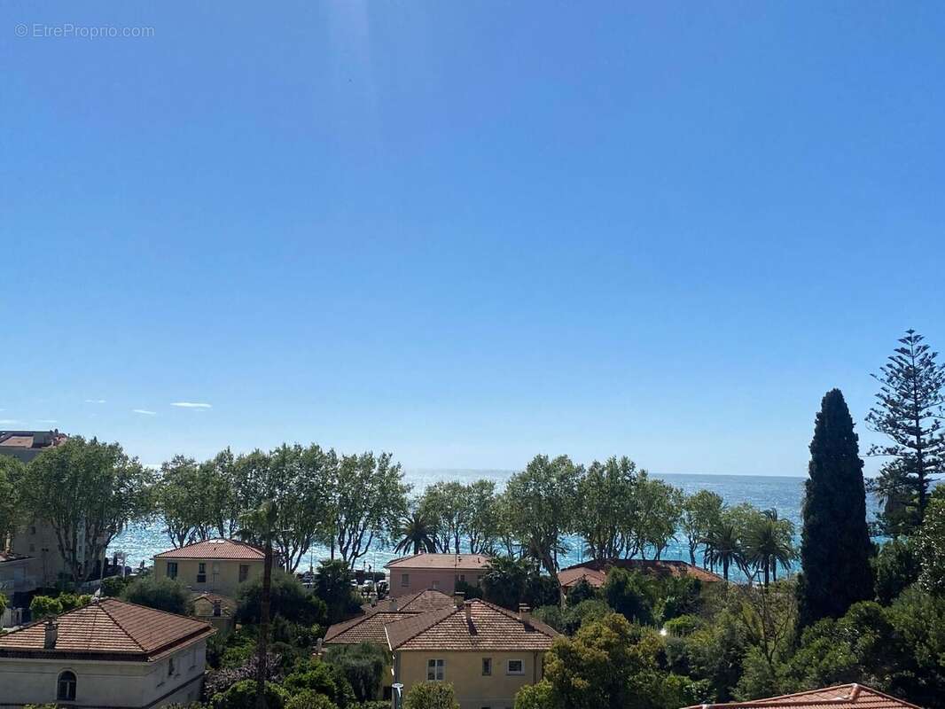 Appartement à MENTON