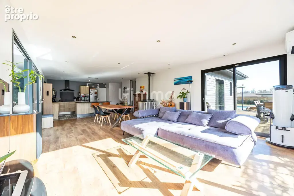 Maison familiale 6 pièces, au calme avec garage et piscine - photo 3