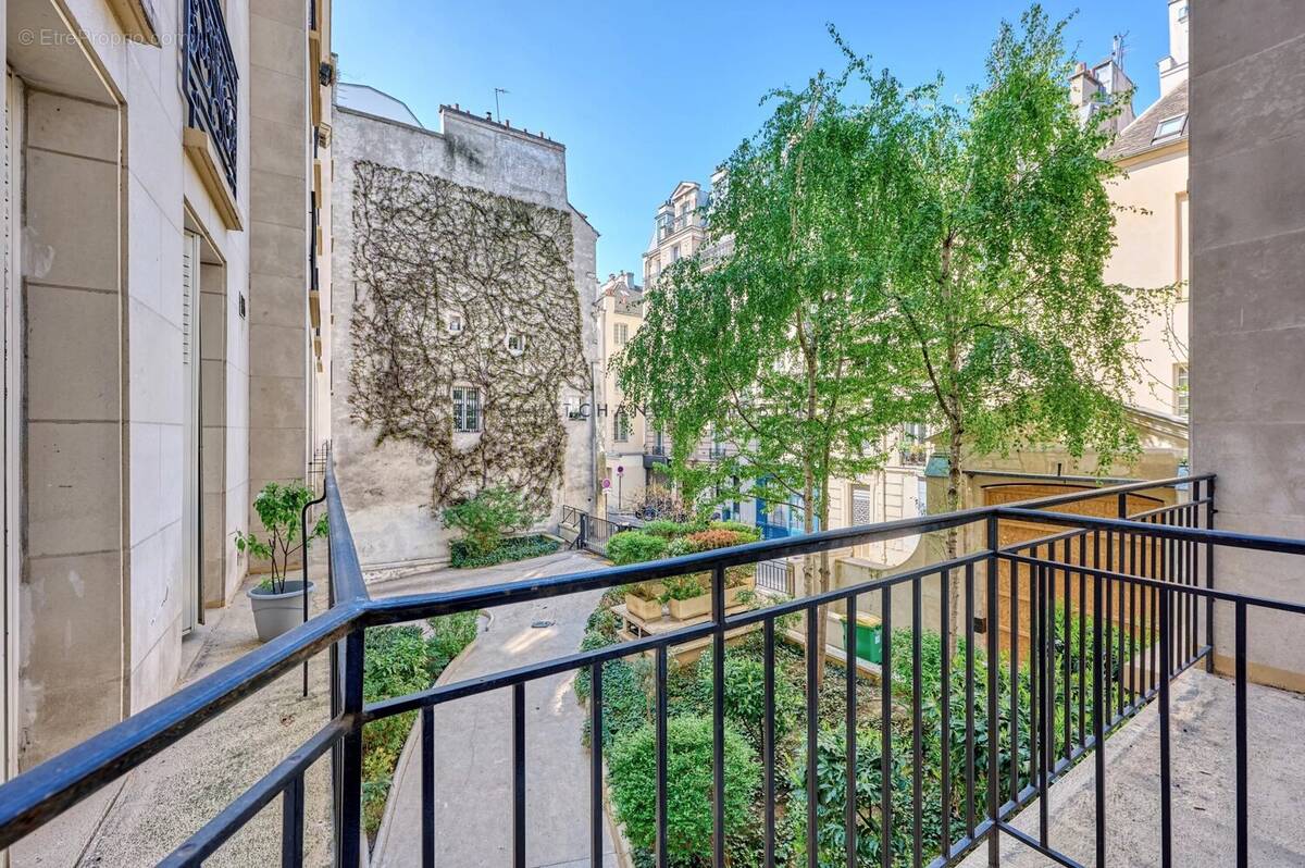 Appartement à PARIS-4E