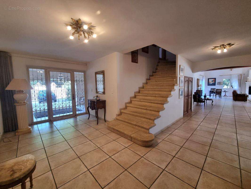 Maison à BOISSET-ET-GAUJAC