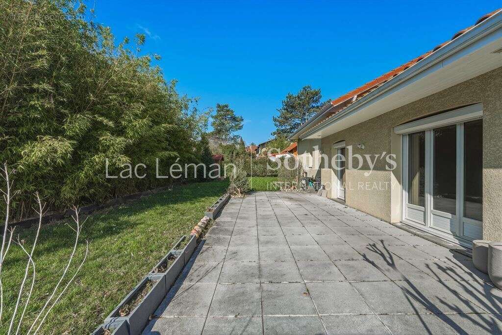 Élégante maison familiale très proche frontière au calme - photo 14