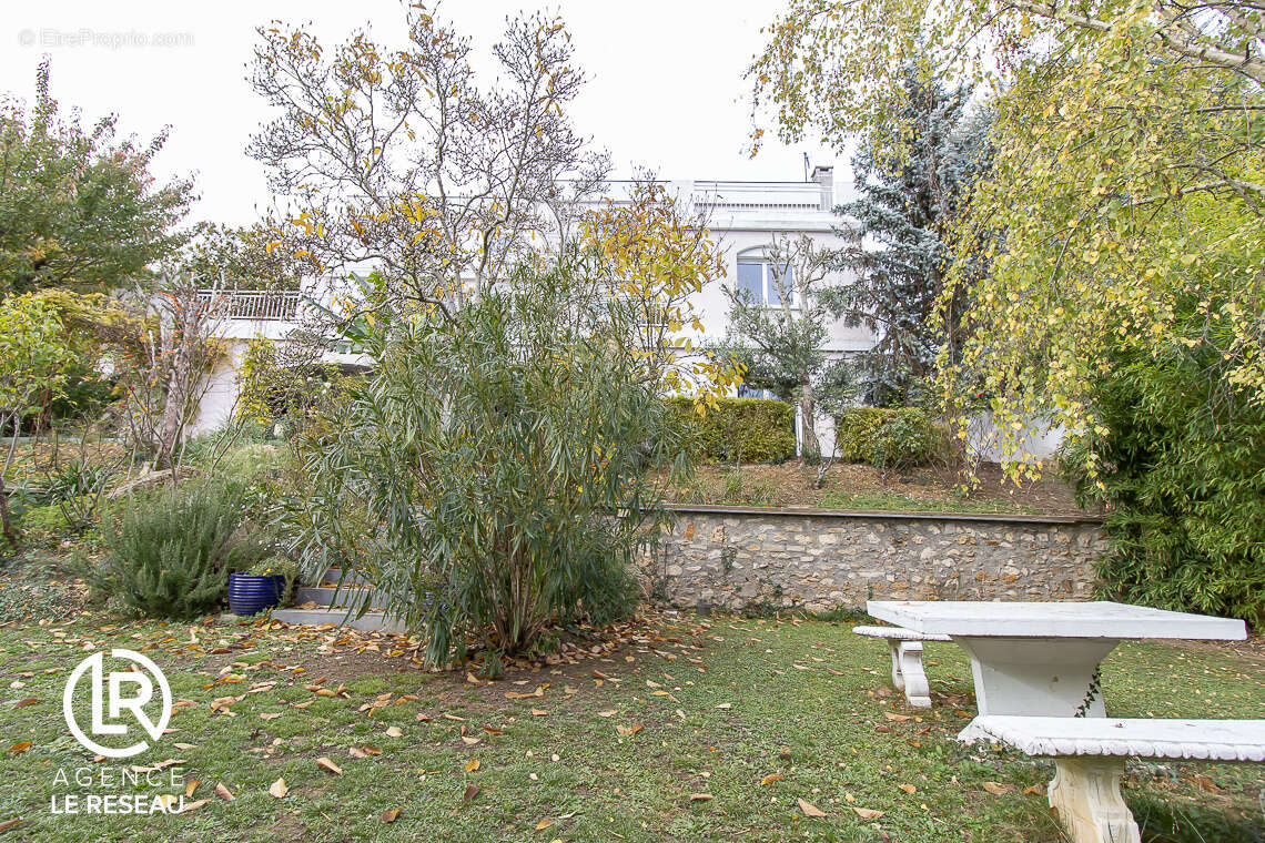 Maison à ATHIS-MONS