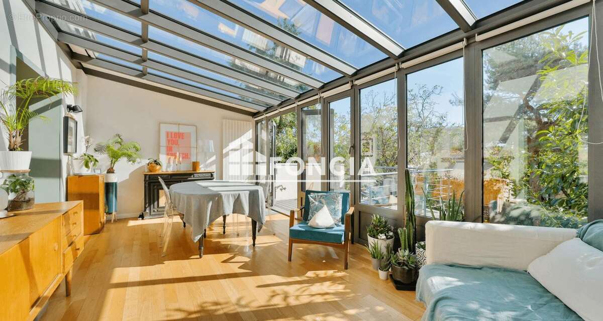 Maison à LE PLESSIS-ROBINSON