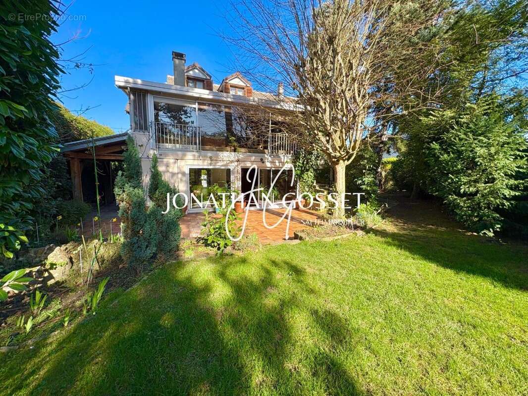 Photo 2 - Maison à POISSY