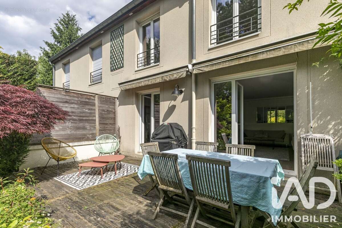 Photo 4 - Maison à GARCHES
