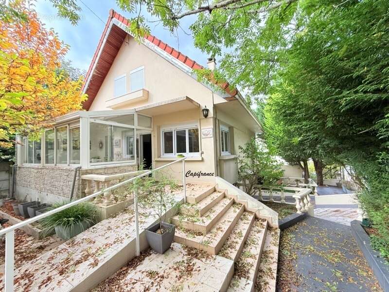 Maison à vendre - 5 pièces GAGNY (93) - 150m² - photo 6
