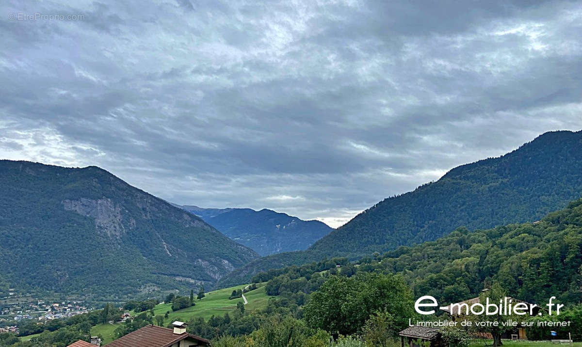 Terrain à AIGUEBLANCHE