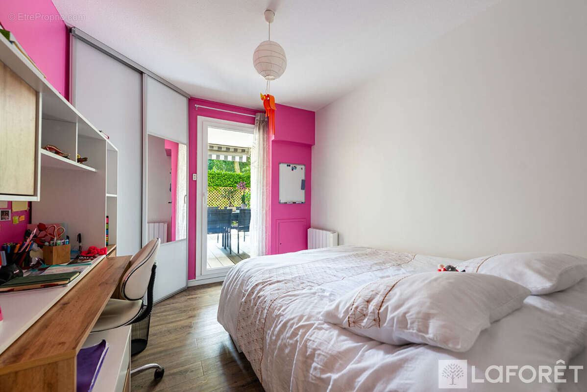 Rez-de-jardin familial de 157 m2 - 5 chambres - Caluire et Cuire - photo 10