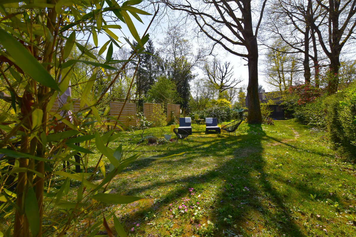 Maison à LEVIS-SAINT-NOM