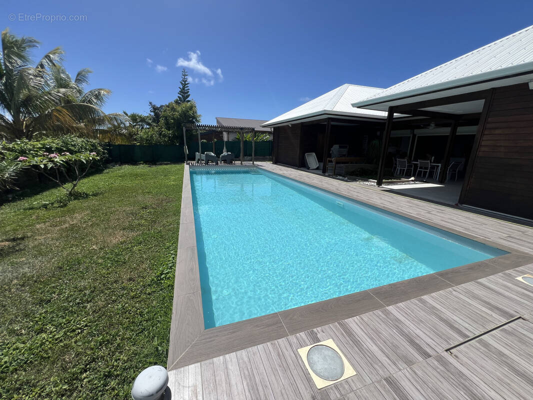 Maison à SAINTE-ANNE