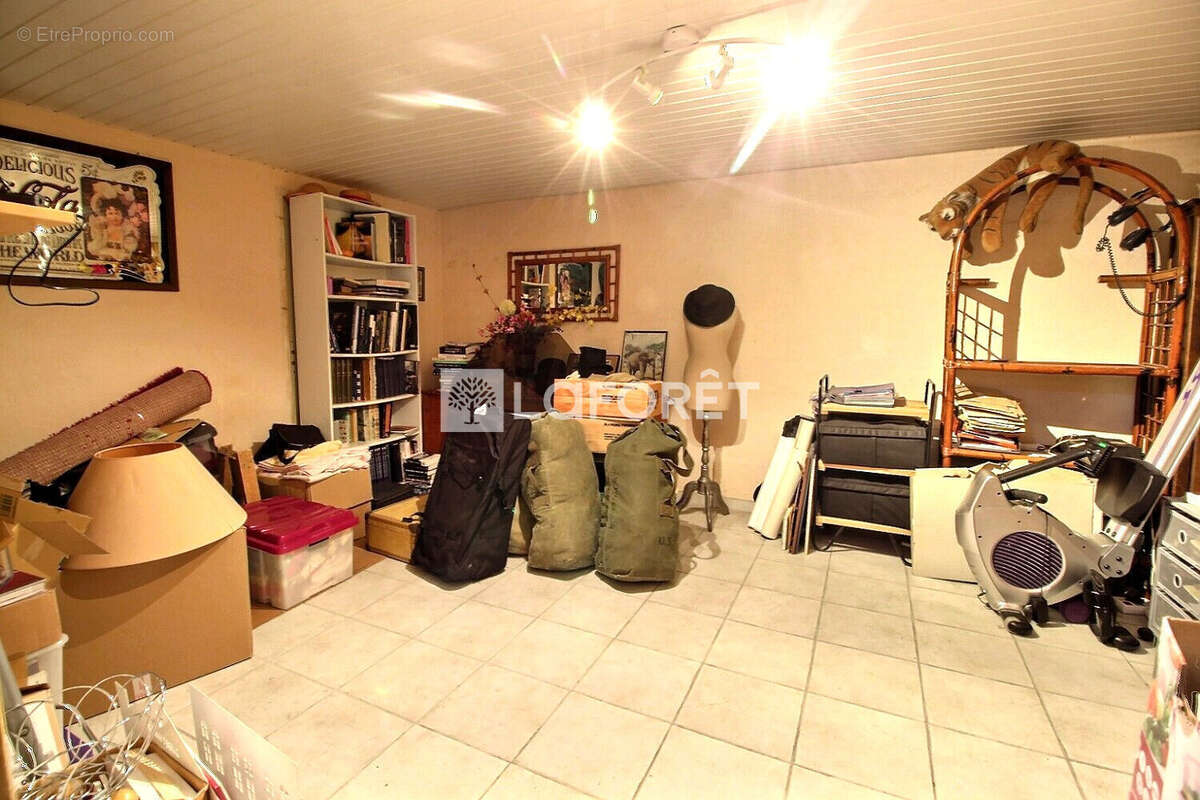 Maison à VILLENEUVE-LA-GARENNE