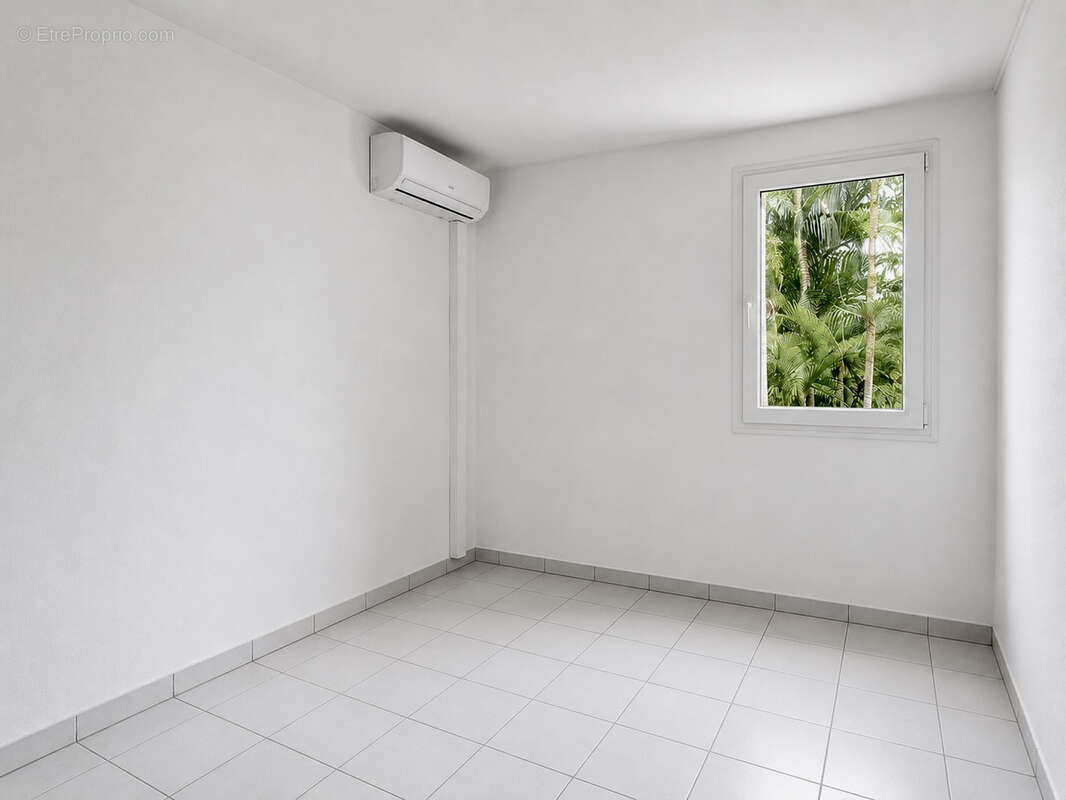 Appartement à PETIT-BOURG