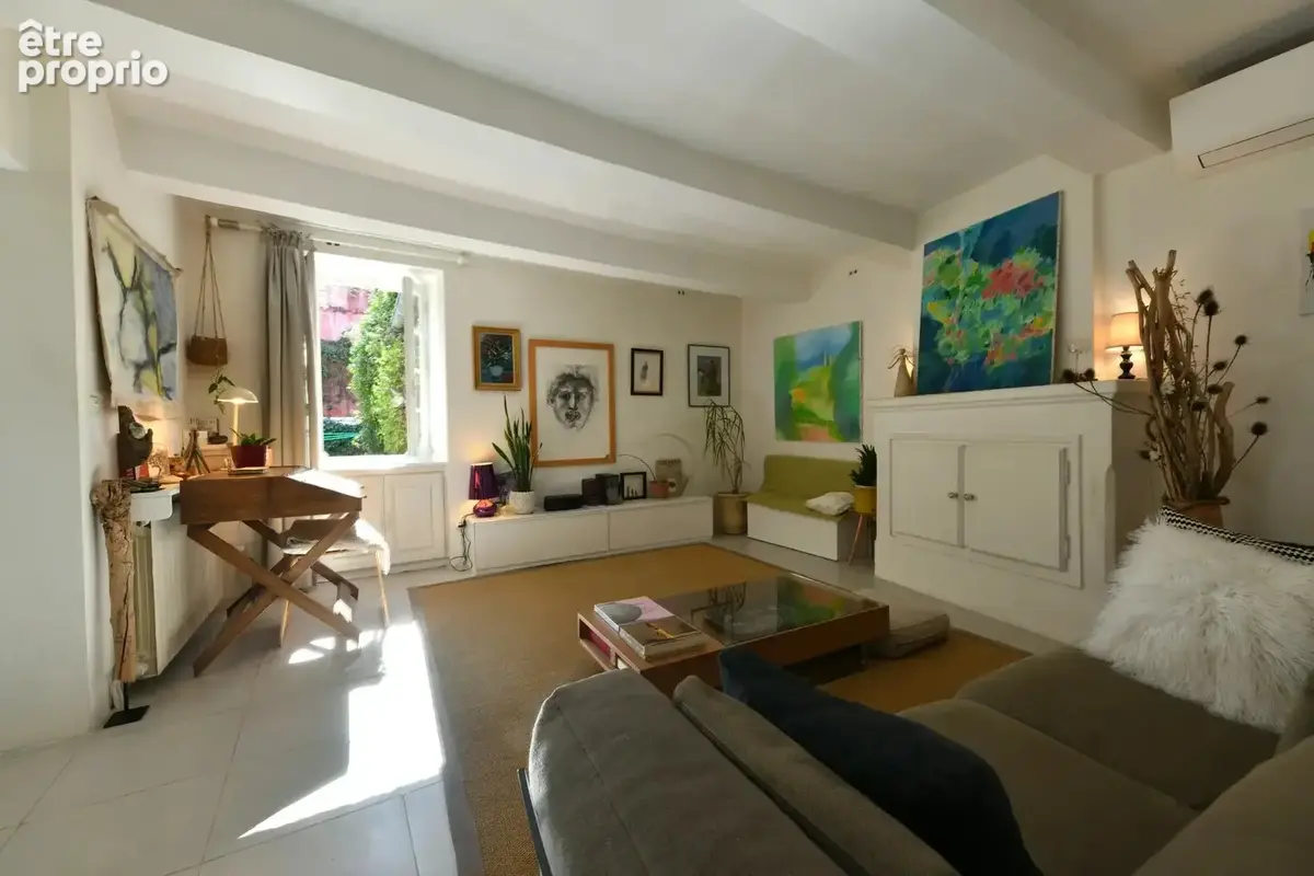 A quelques minutes d'Uzès, Maison de village en pierre - photo 4