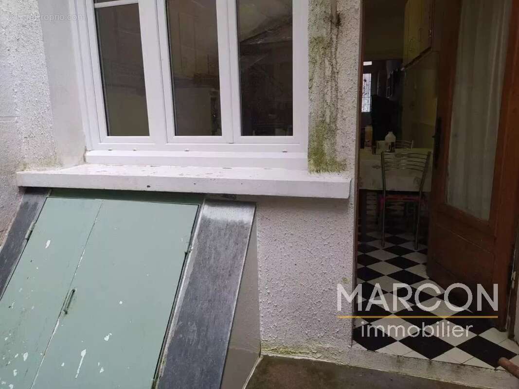 Maison à BENEVENT-L'ABBAYE