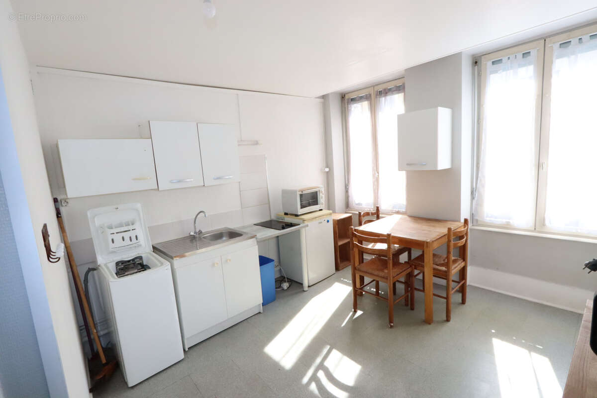 Appartement à LA CHARITE-SUR-LOIRE
