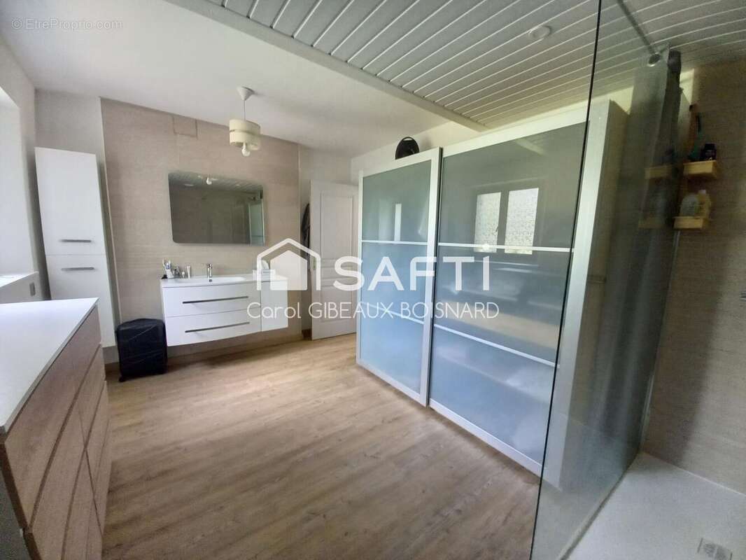 Maison 260 m² à Brou  - photo 6