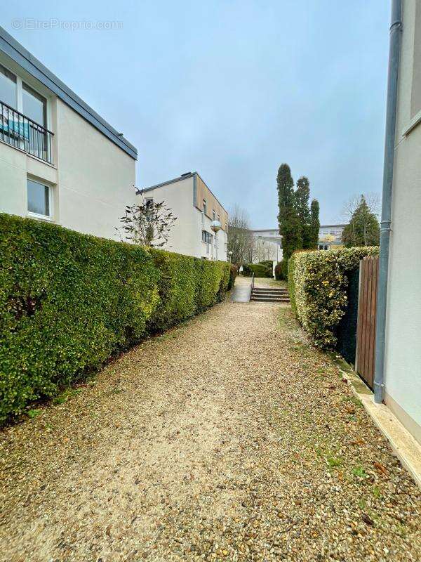 Appartement à LES ULIS