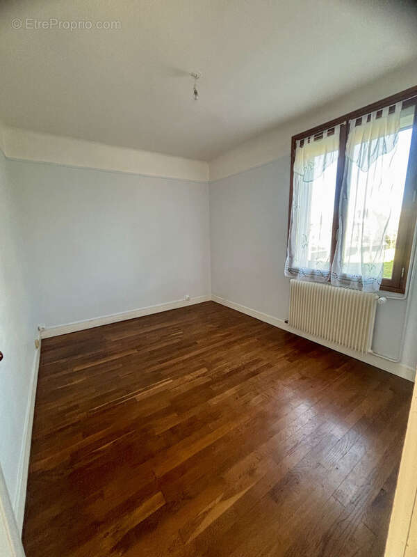 Maison à CHATEAUNEUF-EN-THYMERAIS