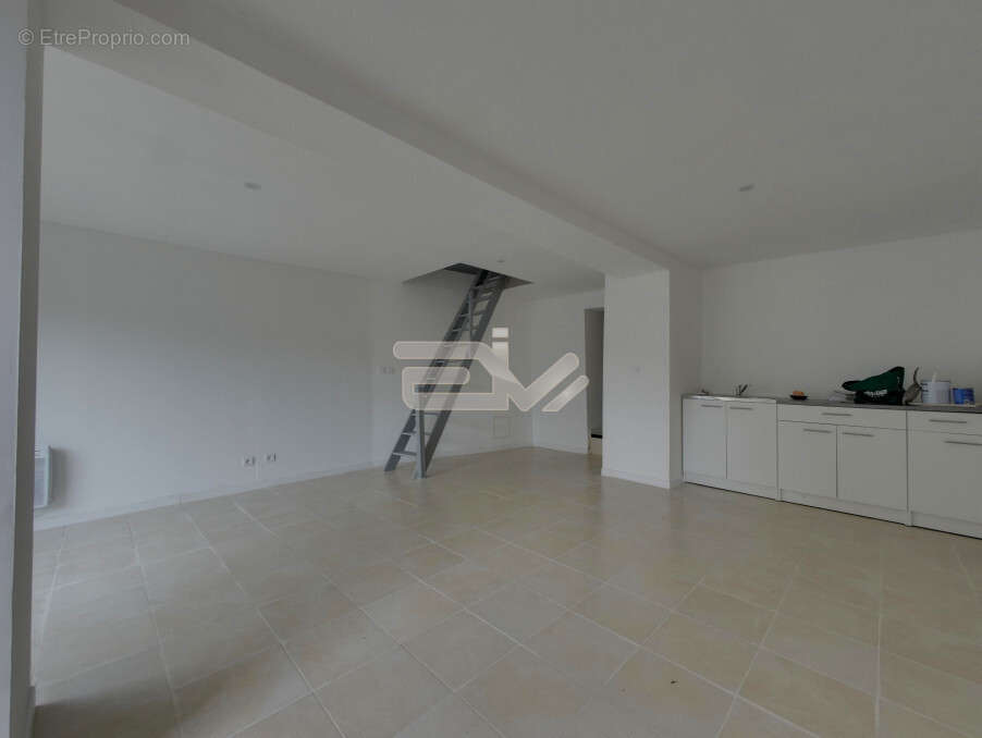 Maison à MONT-NOTRE-DAME