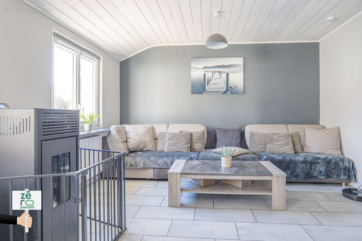 Maison à CHATEAUNEUF