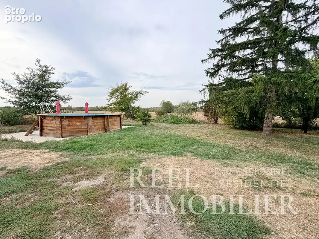 Maison de 80m2 avec grand terrain et 2 garages - photo 10