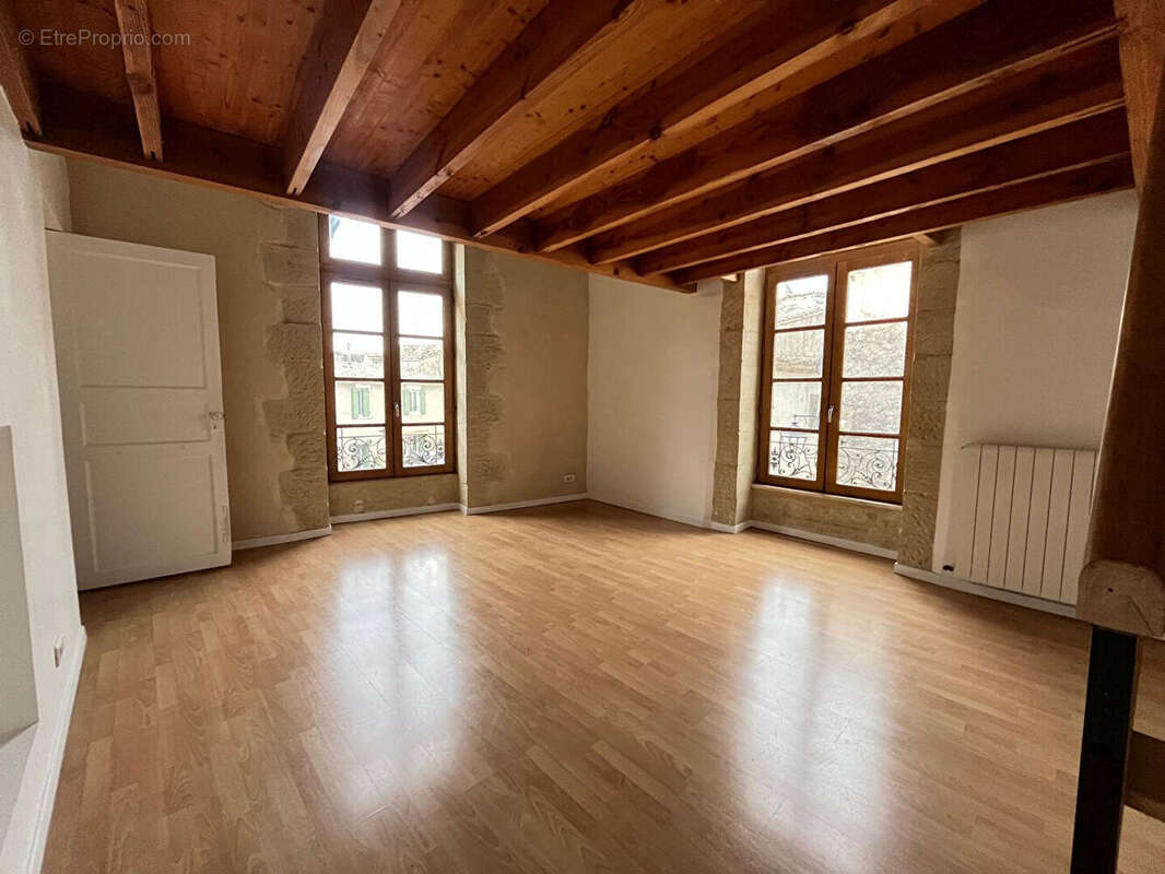 Appartement à CALVISSON