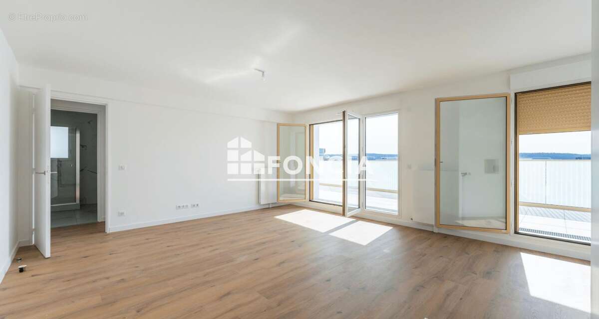 Appartement à RUEIL-MALMAISON