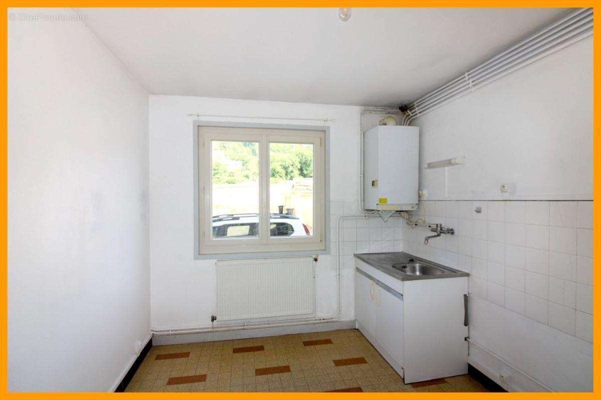 Appartement à BEYNOST