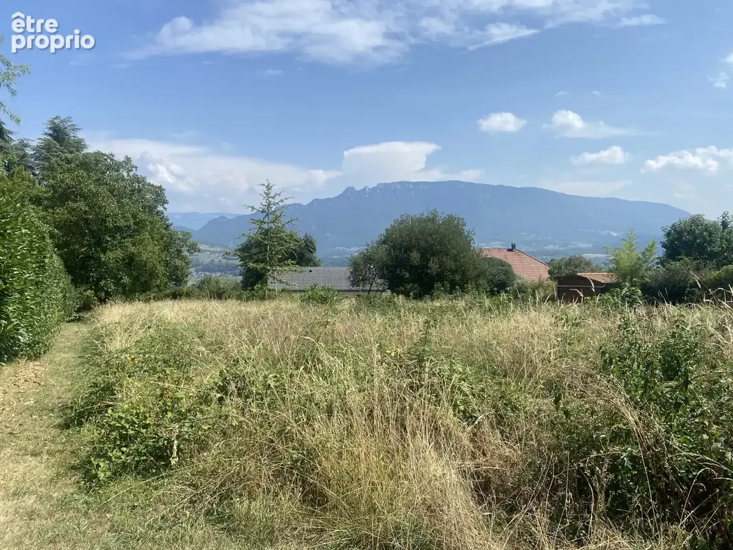Terrain constructible 1589 m2 - Parves et Nattages - Vue dégagée - photo 2