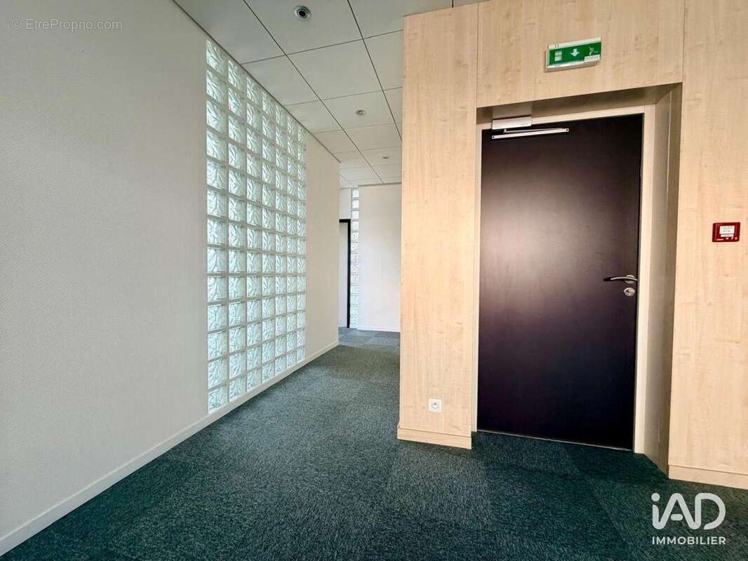 Photo 8 - Commerce à REIMS