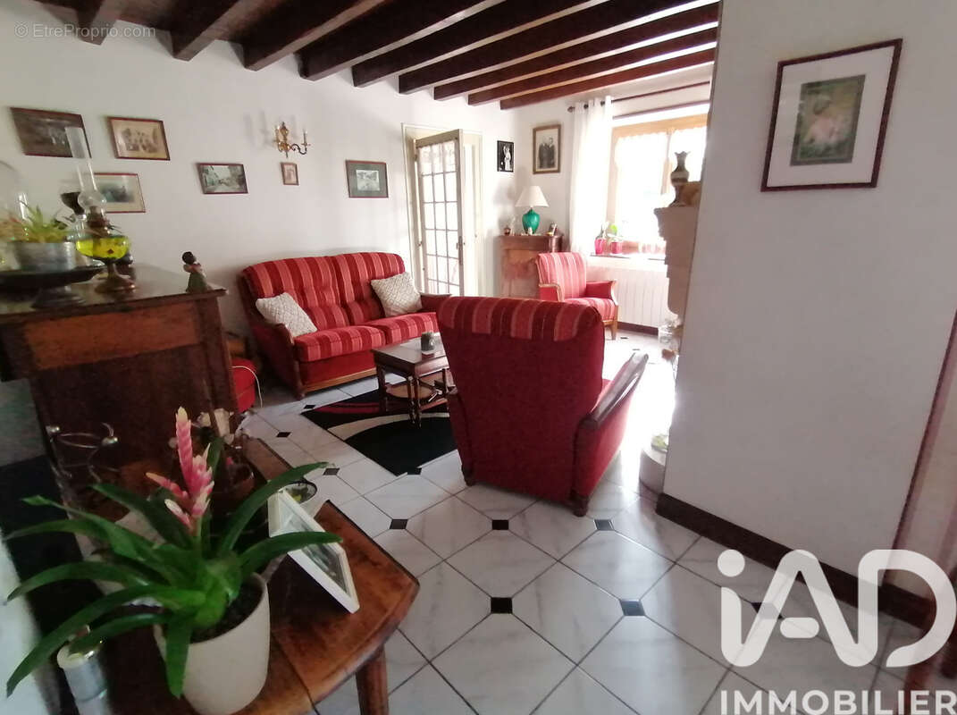 Photo 5 - Maison à VERRIE