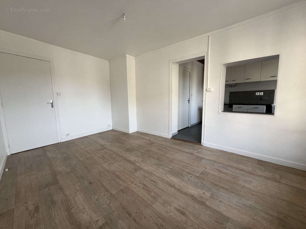 Appartement à MORNANT