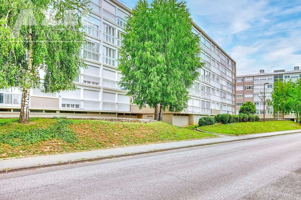 Appartement à BOIS-D'ARCY