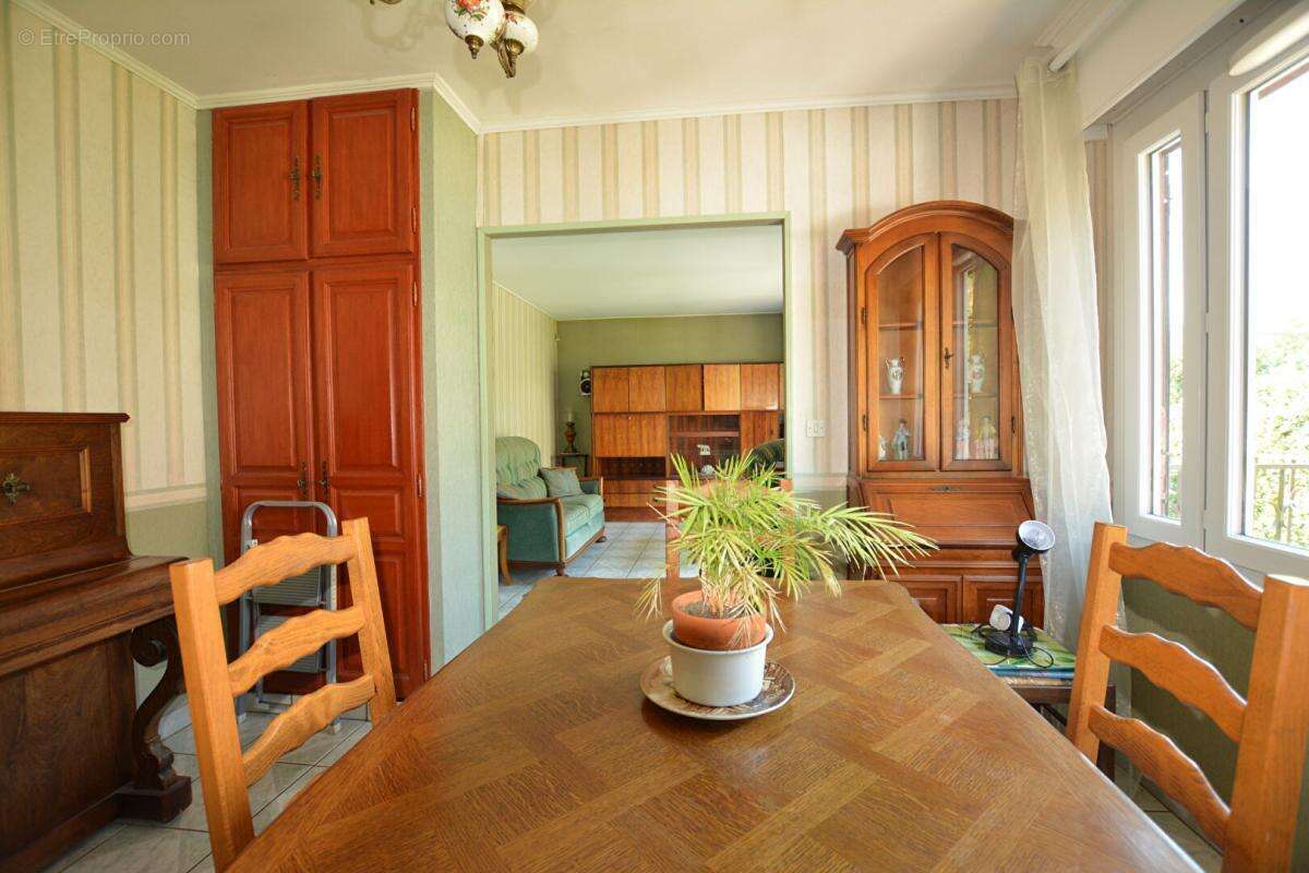 Maison à MONTMORENCY