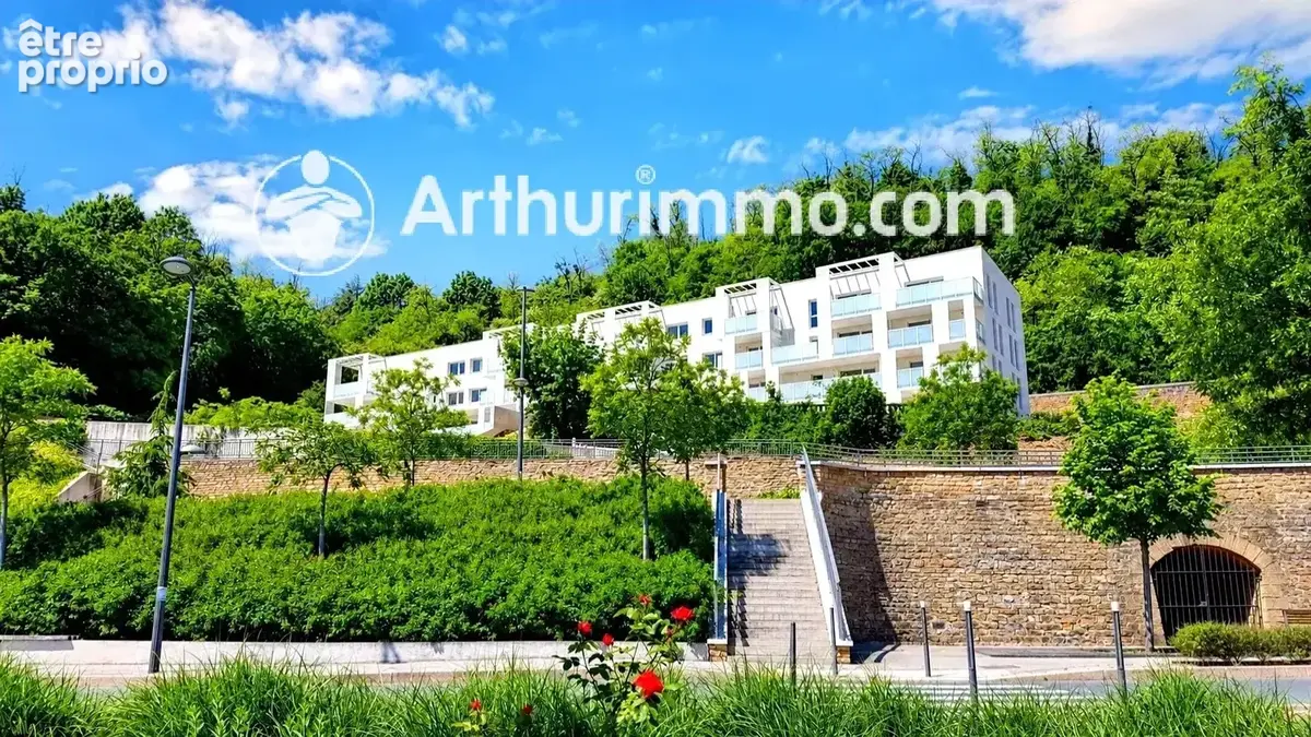 Appartement T2 avec Terrasse + Garage - ALBIGNY SUR SAONE - photo 1