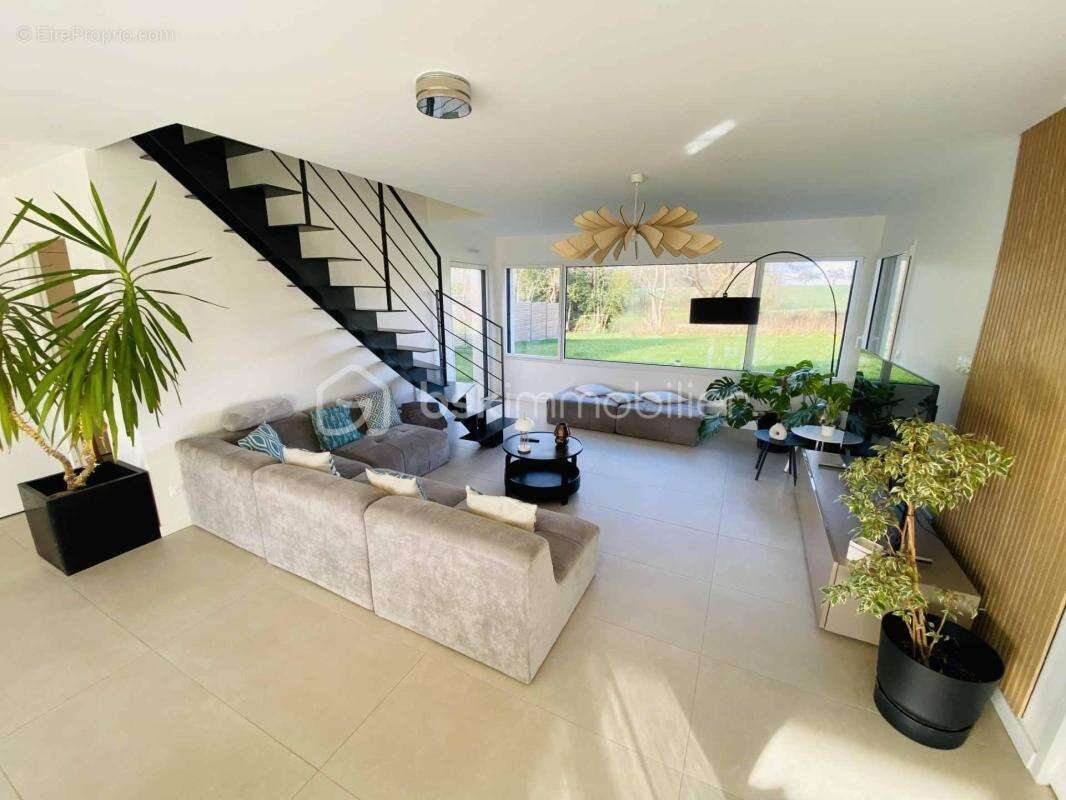 Maison à PLUNERET