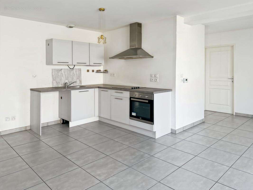 Appartement à BEAUMONT-LES-VALENCE