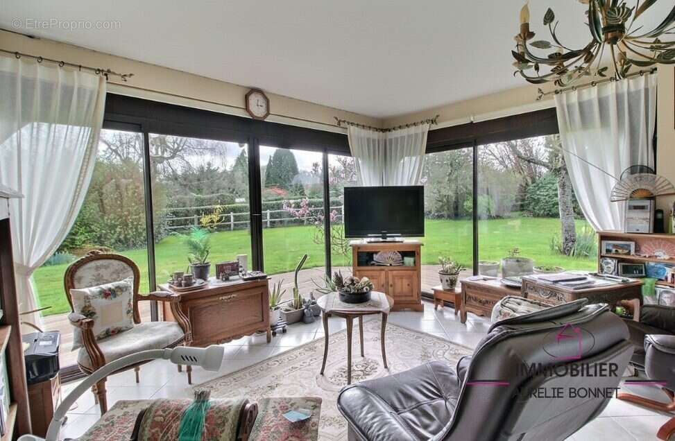 Maison à PONT-L'EVEQUE