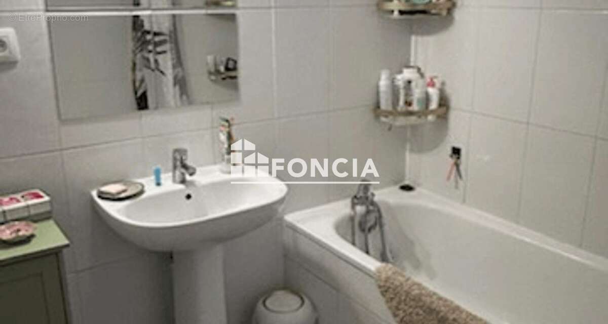 Appartement à SALON-DE-PROVENCE