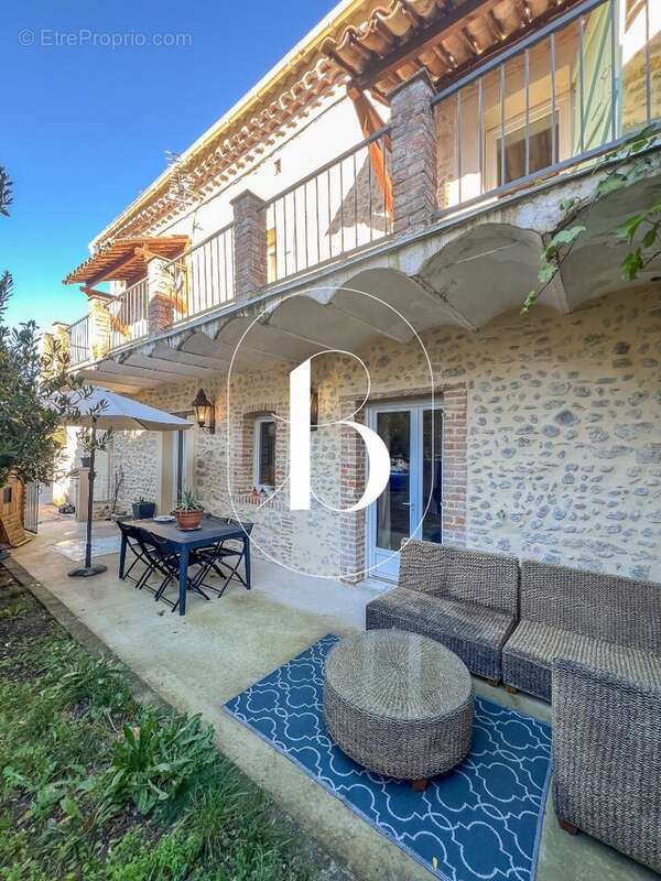 Maison à BARJAC
