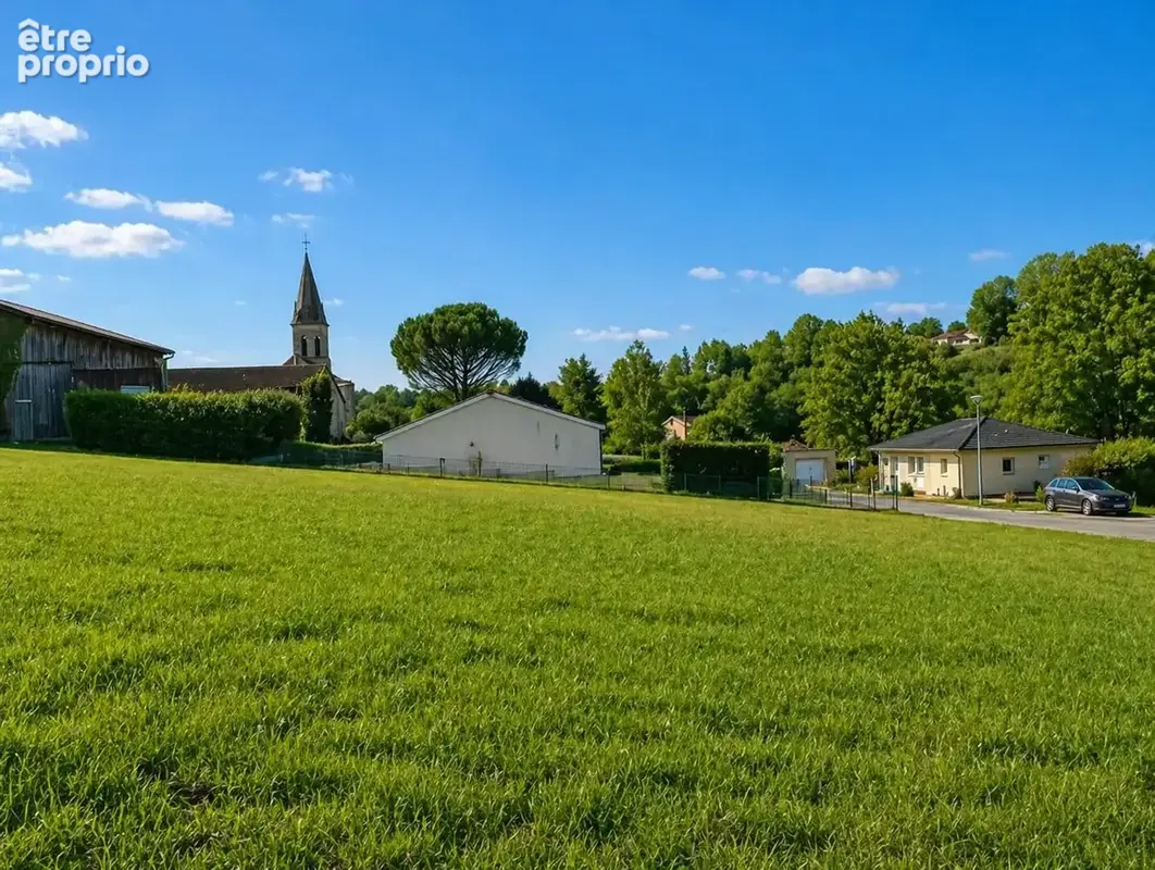 Terrain à SAINT-MARTIN-DE-RIBERAC