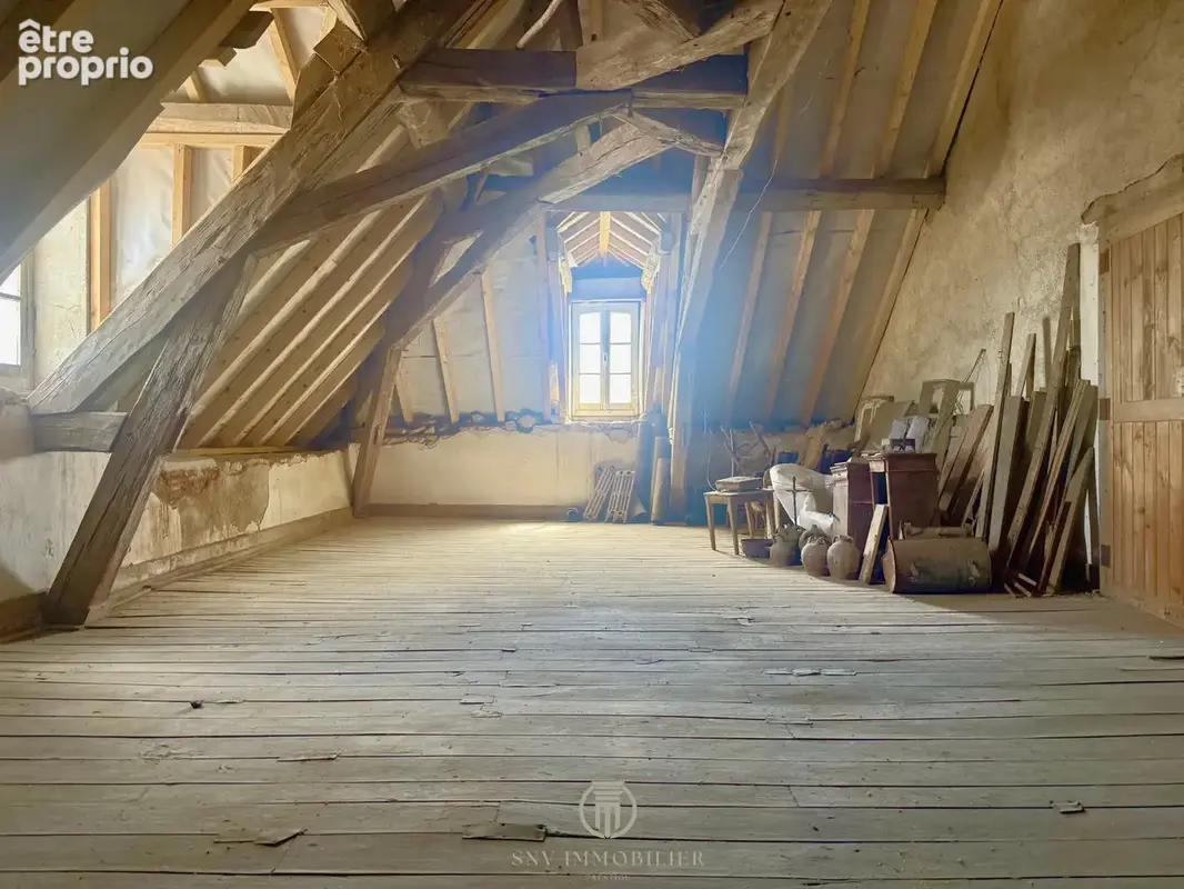 Propriété rare avec maison de maître, corps de fermé loué, tourelle et de nombreuses dépendances - photo 26