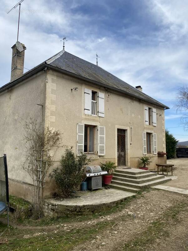 Maison à POUILLY-EN-AUXOIS