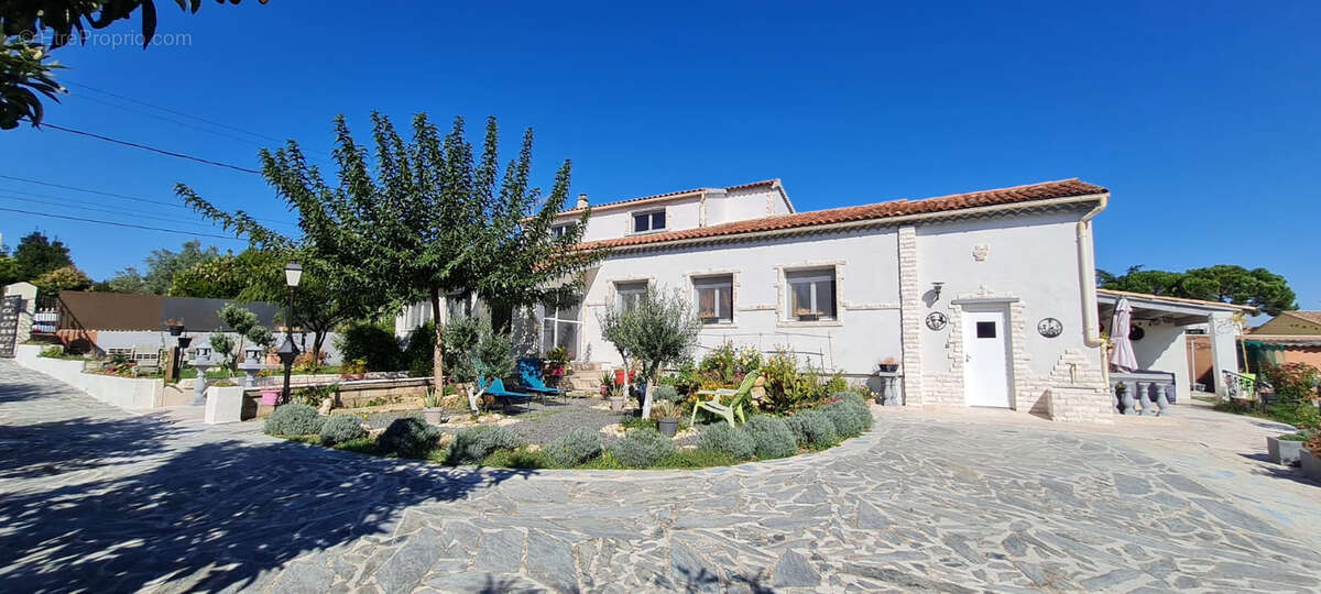 Maison à PONT-SAINT-ESPRIT