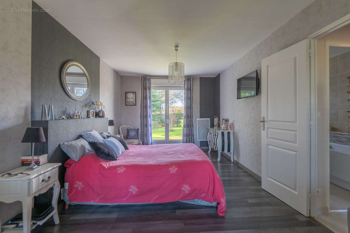 Maison à LIGNAN-DE-BORDEAUX