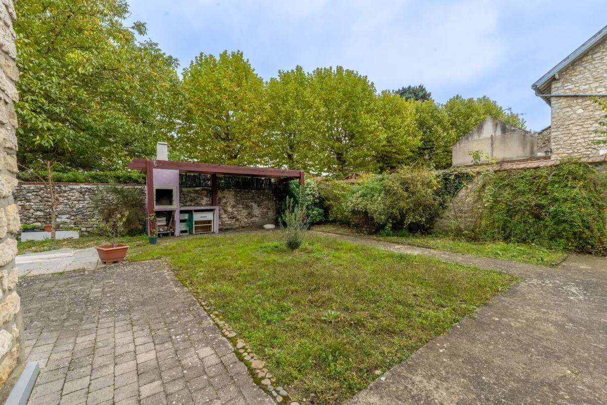 Maison à MANTES-LA-JOLIE