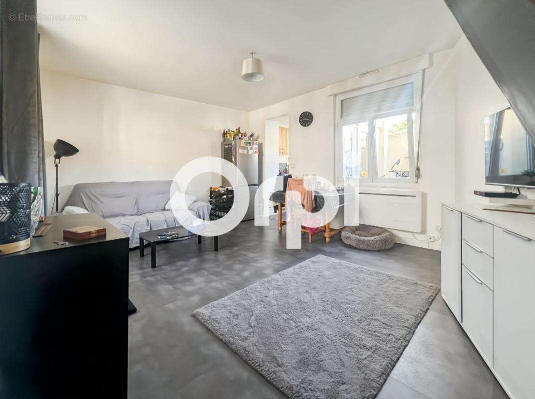 Maison 2 chambres avec Cour à Petite-Synthe (59640) - photo 2